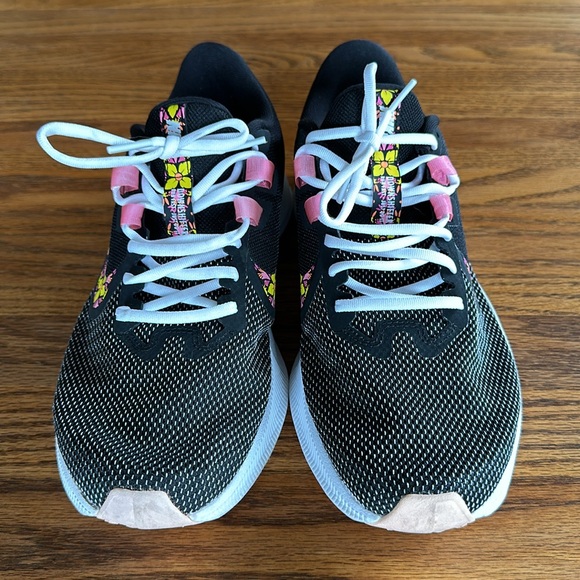 Nike Women's Downshifter 9 SE Black Light Pink Running Shoes 9 - Picture 1 of 11